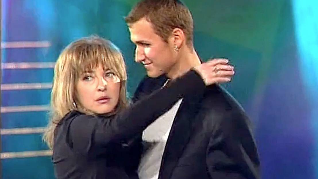 Матч-реванш - НАШЕ ВРЕМЯ vs КАТЯ СЕМЕНОВА с песней Я НЕ ПЛАЧУ смотреть онлайн