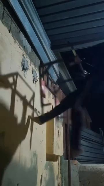 Диван бы так не поступил 😂 смотреть онлайн