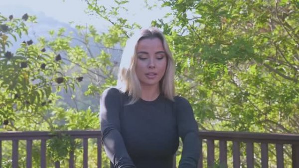 OLIWIA MOON - Melodic House & Techno Set