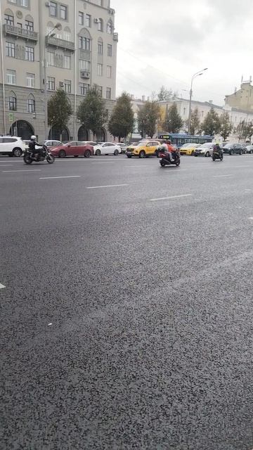 Финальный рывок мотосезона — как в Москве закрывали сезон-2025 (16) смотреть онлайн