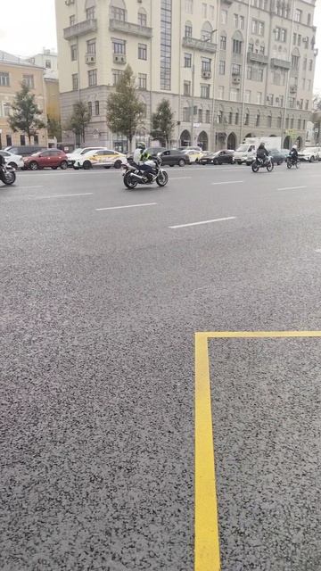 Финальный рывок мотосезона — как в Москве закрывали сезон-2025 (15) смотреть онлайн