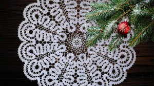 Салфетка "Хоровод елочек". Часть 2