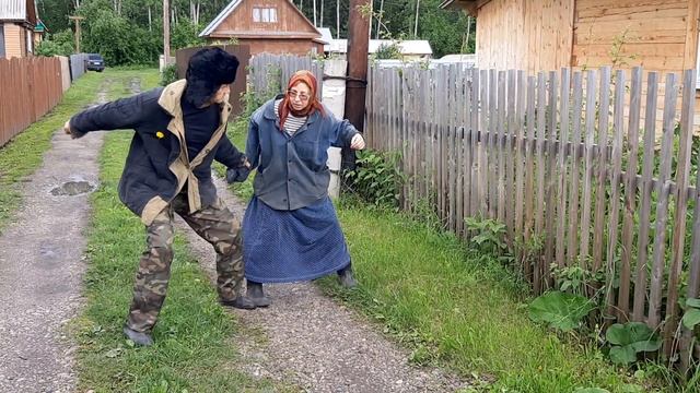 Походки пожилых людей созданные на основе танцевального шага  - 