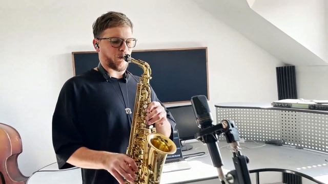 Valeriy Stepanov Fusion Project – Crazy 'bout U (feat. Andrey Chmut & Calvin Rodgers)