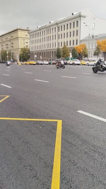 Финальный рывок мотосезона — как в Москве закрывали сезон-2025 (9) смотреть онлайн