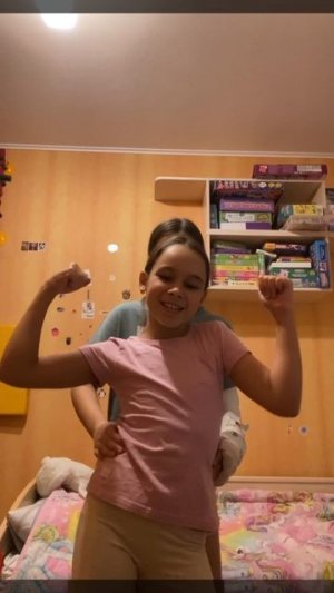 Тренд с подругой 👩🏼❤️💋👩🏼