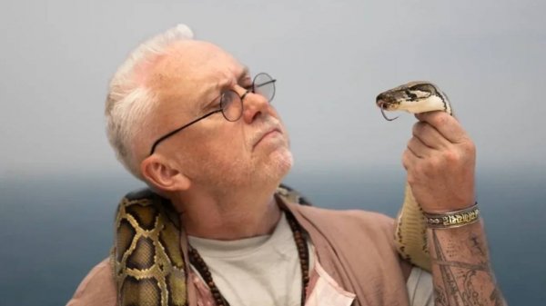 Премьера нового экстремального реалити-шоу «Выживалити. Змееловы»