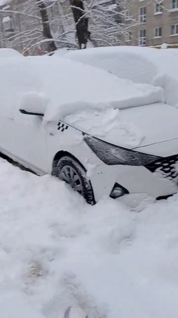 И снова снег #2023 #заказы #закон #казань #работа #такси #таксиказань #яндекстакси #сезон смотреть онлайн