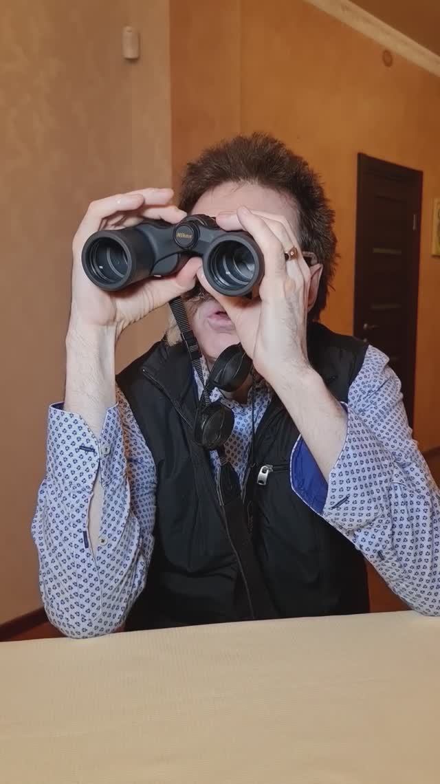 Дедовский бинокль [Персонажи] - Геннадий Ветров смотреть онлайн