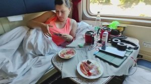 Поезд из Лазаревского, обед в СВ вагоне поезда № 358
