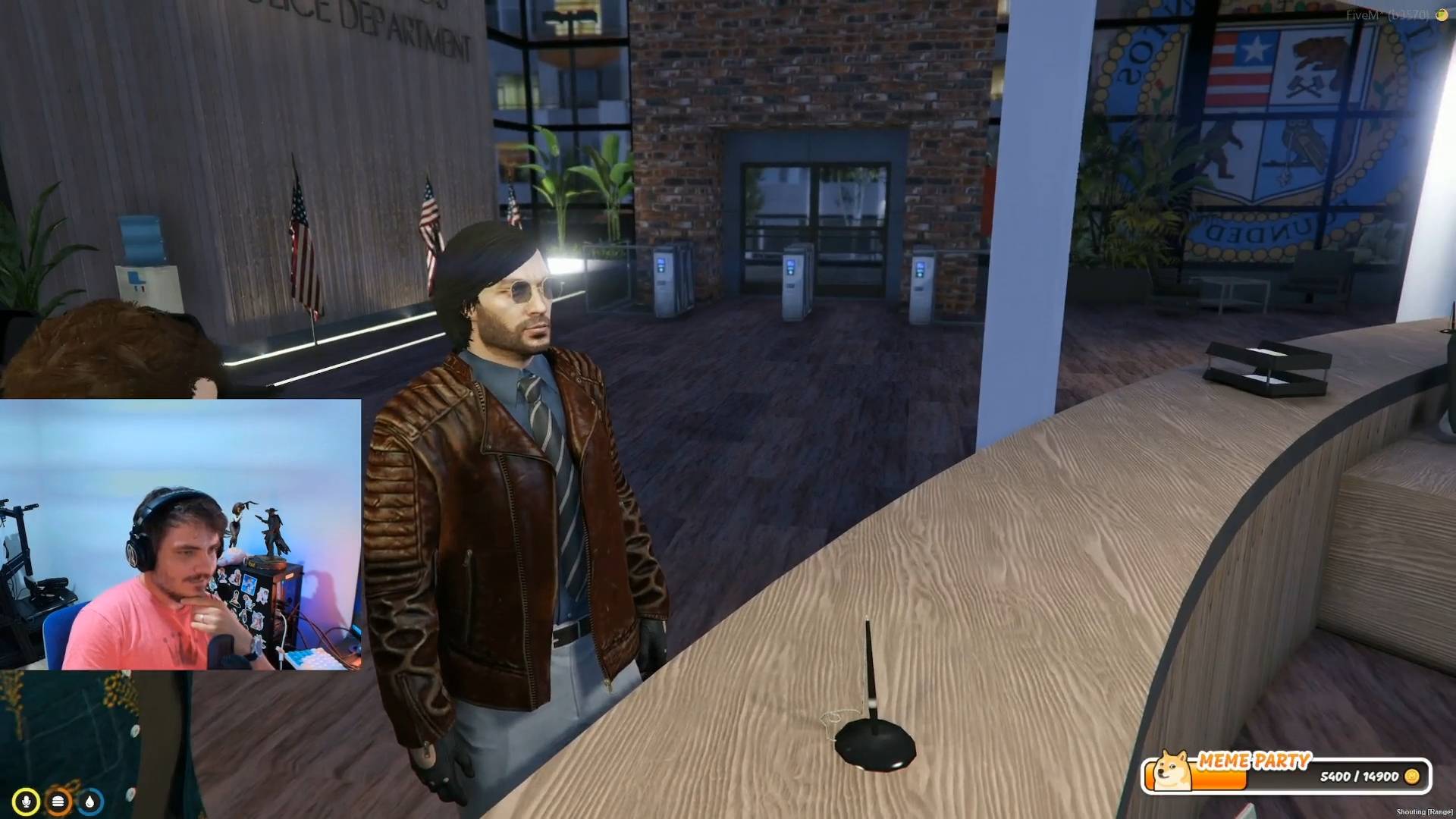 Maddyson - играет в GTA 5 RP - Mad Server #1