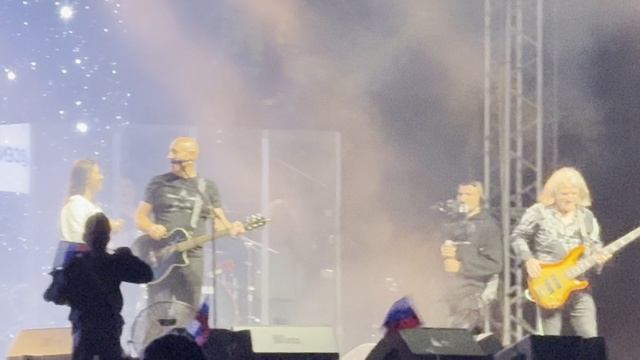 Денис Майданов раскручивает Алексея