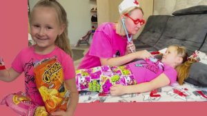 Вика one съела вредную еду и у неё разболелся живот