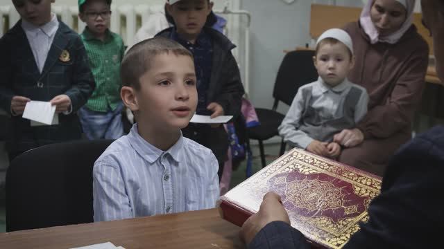 Балалар арасында Көрән уку бәйгесе һәм Г. Тукайның туган көне