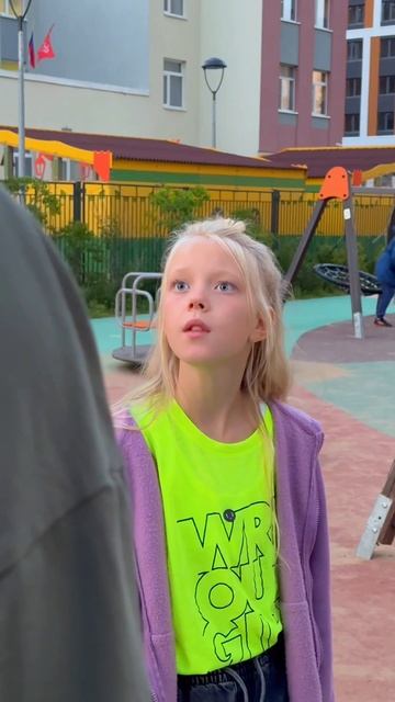 Кому верить? смотреть онлайн