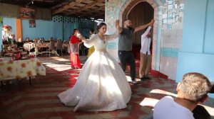 07 09 25 цыгане невеста дома Коля и Диана