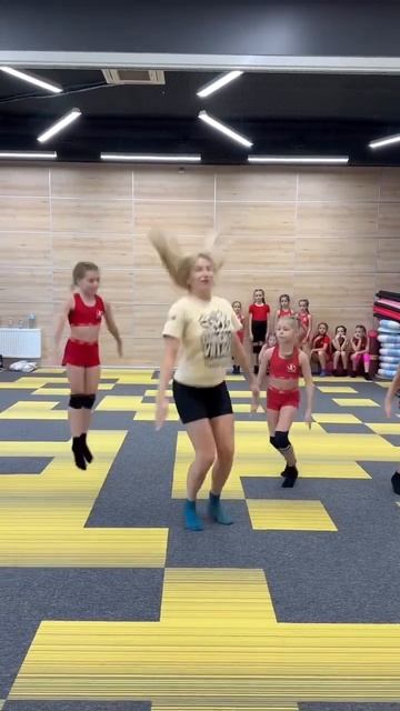 Базовые шаги в хореографии для начинающих смотреть онлайн