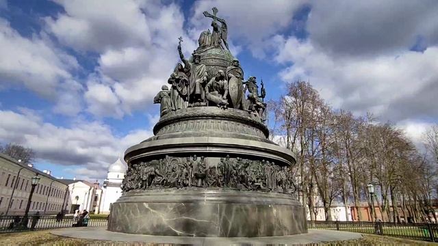 ВЕЛИКИЙ НОВГОРОД ДЕНЬ ПРИЕЗДА смотреть онлайн