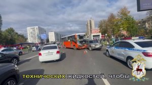 В Нижнем Новгороде рейсовый автобус протаранил несколько машин: видео