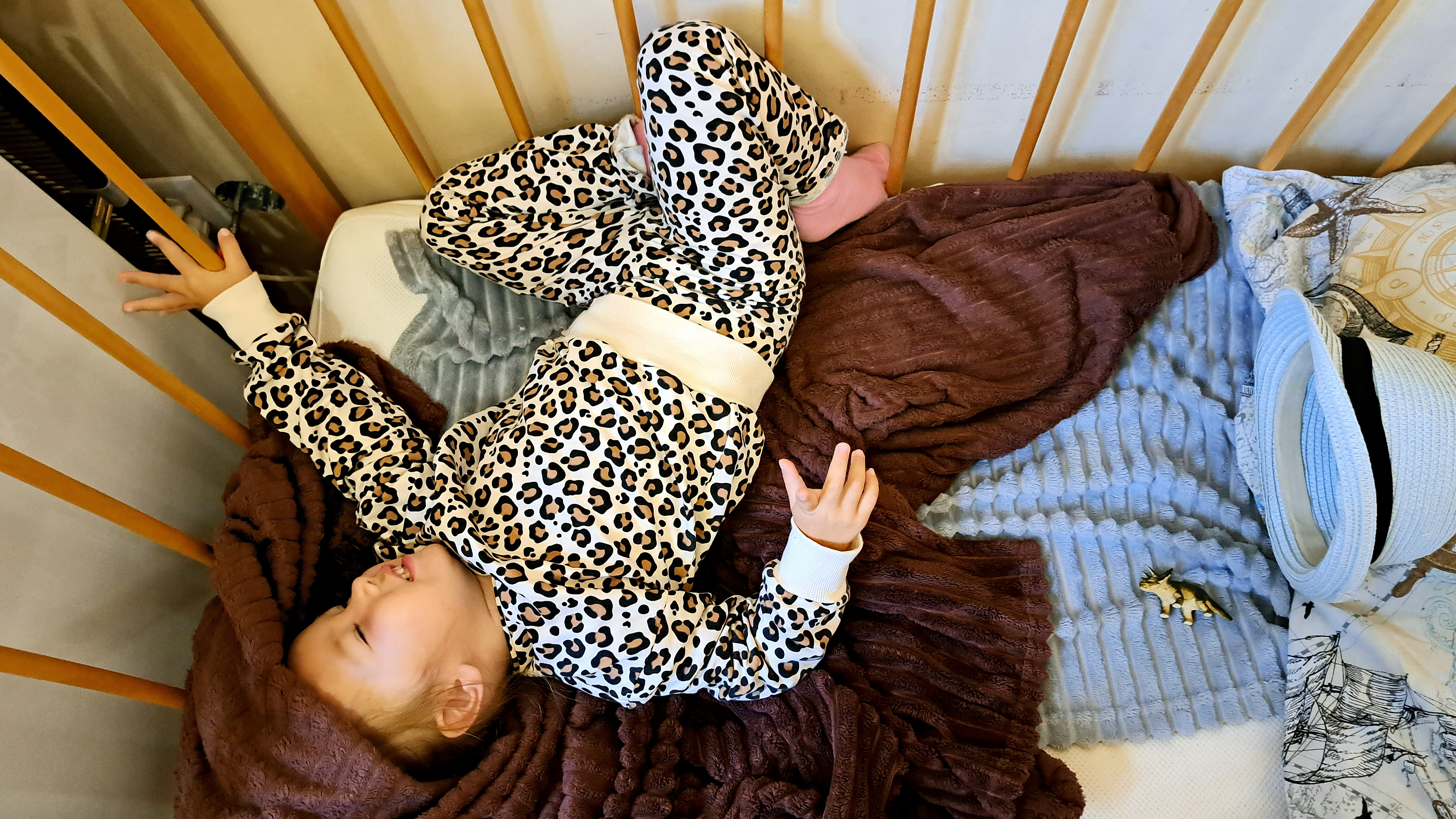 Пробуждение после дневного сна 🥱 смотреть онлайн