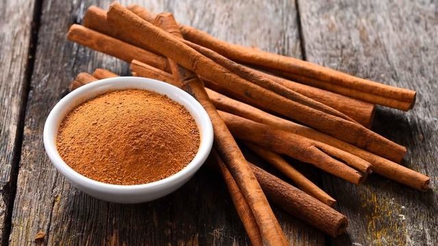 Начните пить Корицу с Мёдом каждый день и увидите, что произойдет с Вашим Телом смотреть онлайн