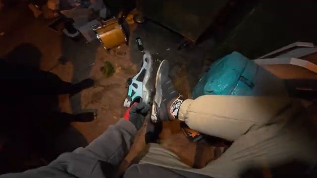 КаК_я_ЛаЗаЮ_пО_пОмОйКаМ_зАрАбАтЫвАю_На_ЭтОм. смотреть онлайн