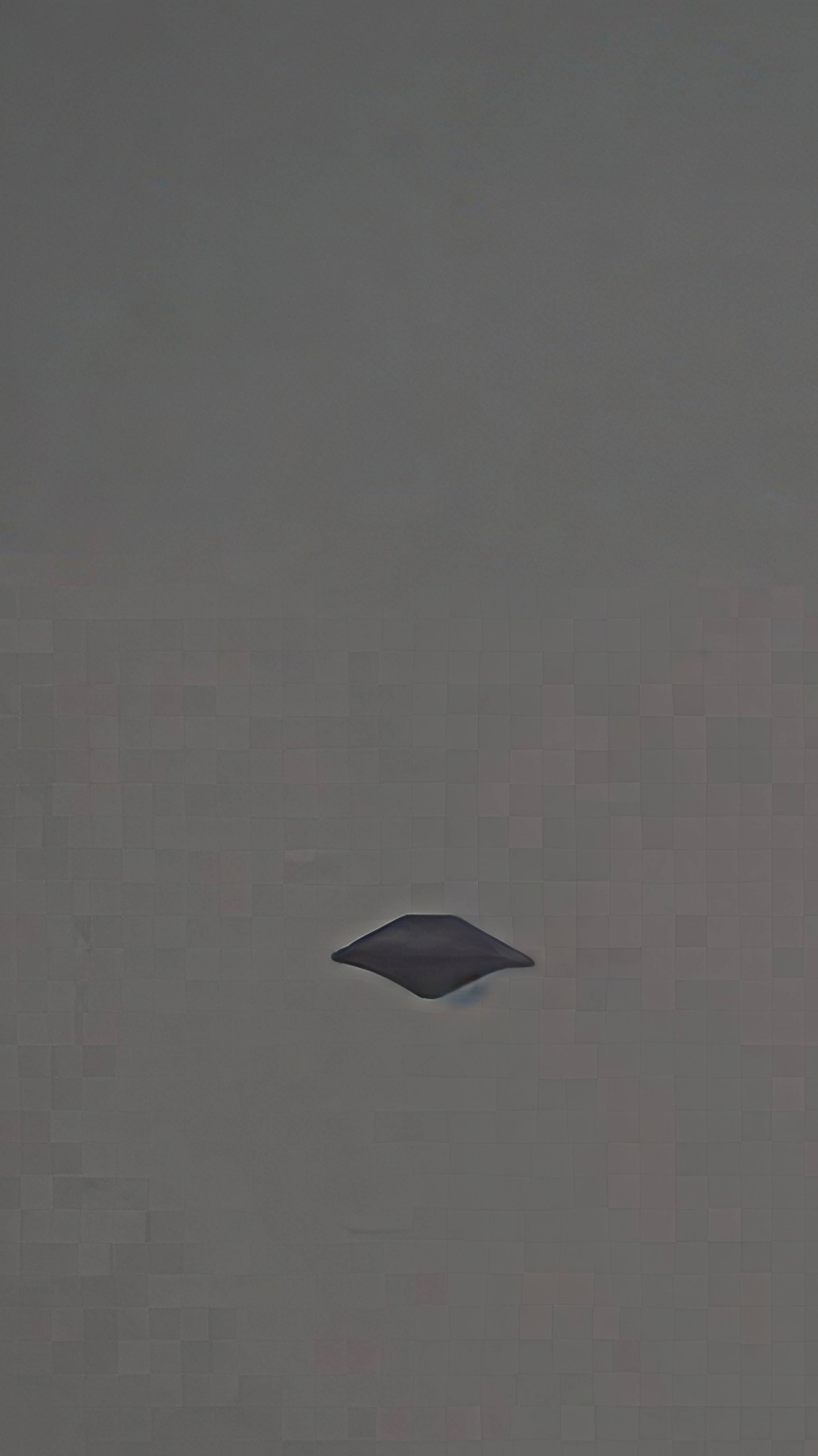 В Бразилии засняли пролетающие в небе "Тарелкообразное" НЛО!?🛸