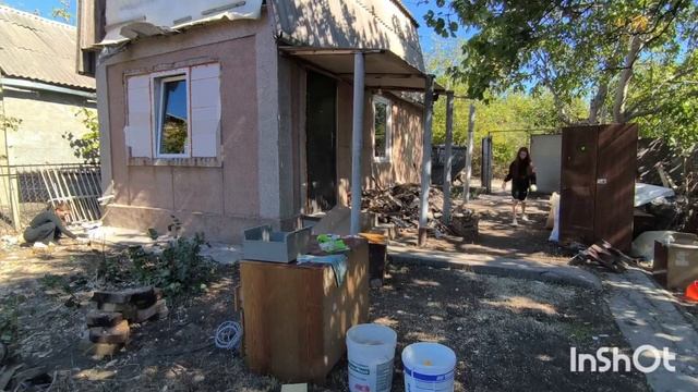 Собираем мусор на участке/Помогают даже дети смотреть онлайн