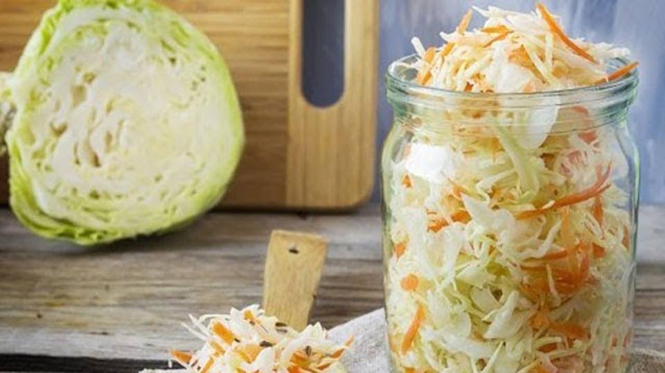 Хрустящая КВАШЕНАЯ Капуста на Зиму Вкуснющая. Готовьте двойную порцию сразу. смотреть онлайн