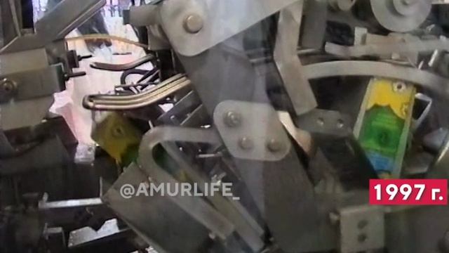 Последнее молоко в стеклянных бутылках. «Реформа упаковки» - 1996 смотреть онлайн