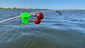 Наконец-то крупный лещ пошёл. Давно таких не ловил. Рыбалка 2025