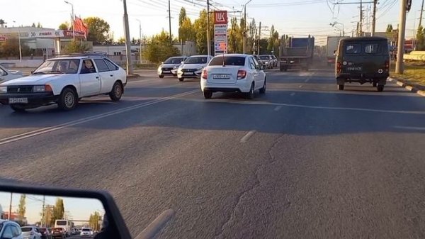 Sharmax motors tour Enduro 300
На дорогах пробки!?
А что это!?