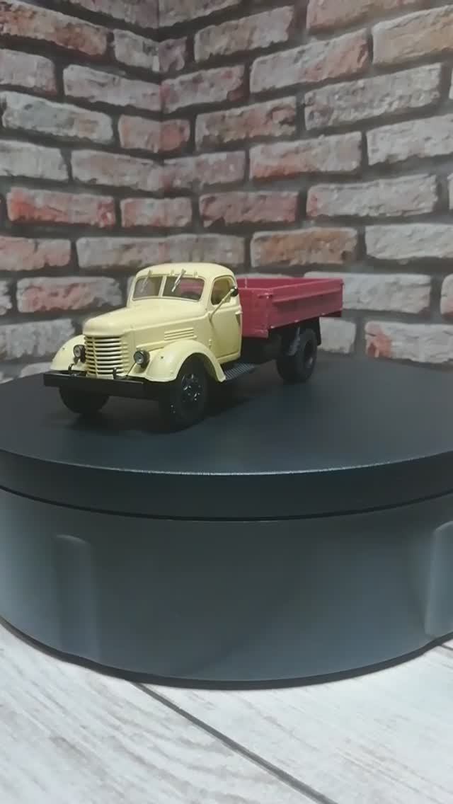 «Modimio». «Наши Грузовики». «ЗИС-150 (бортовой автомобиль)» (10 выпуск)