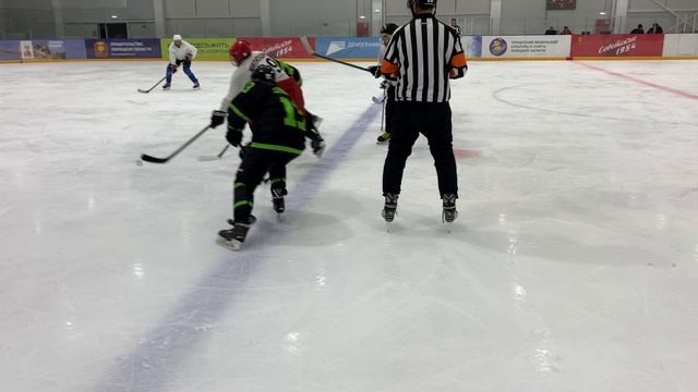 Вегас - Кристалл 28.09.2025 - 1 период