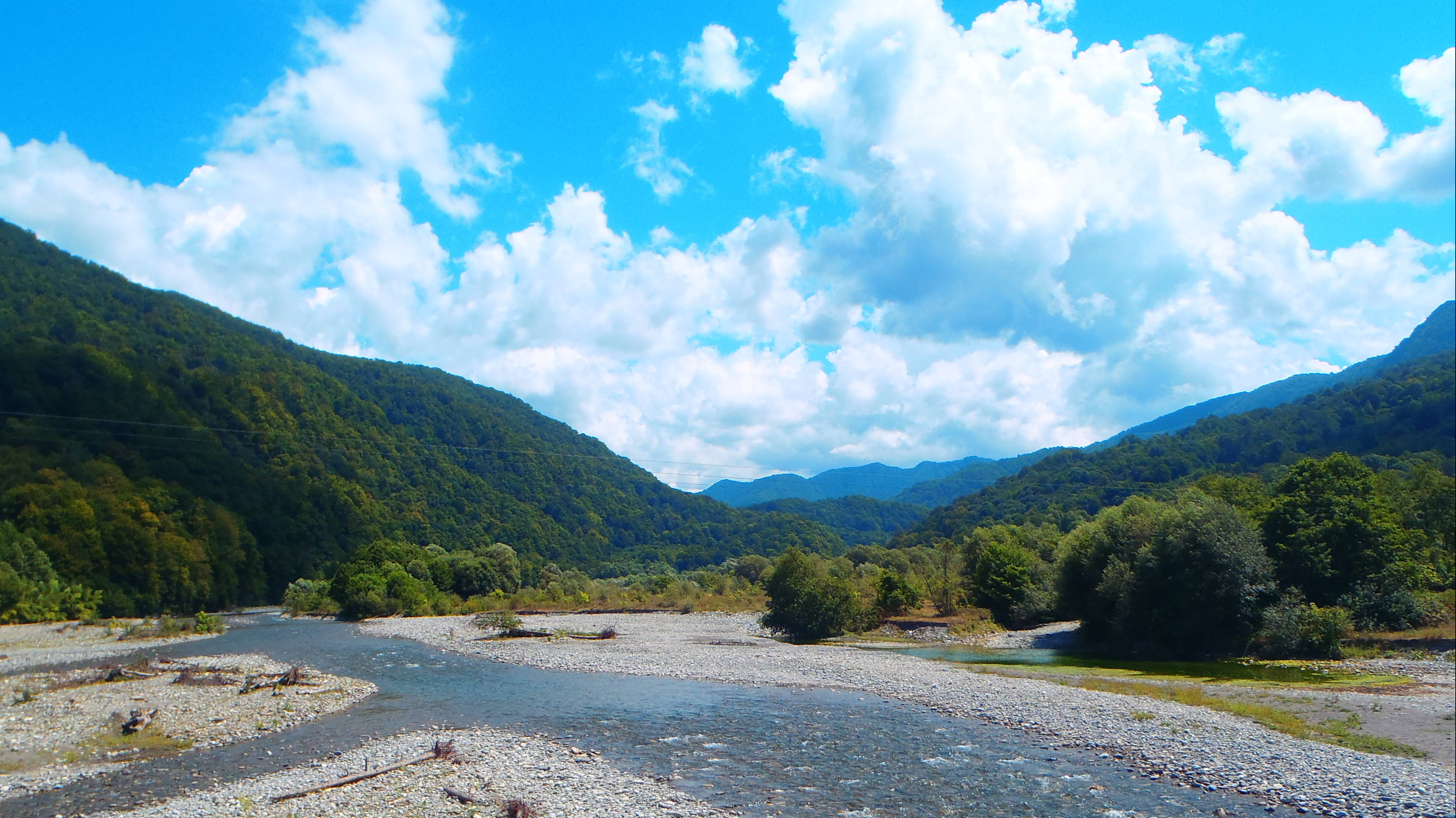 Во это поток ! Каткова щель. Река Чухукт после дождя. смотреть онлайн