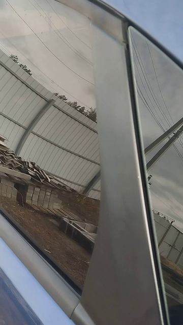 Шнур в уплотнители двери Ford Focus 2