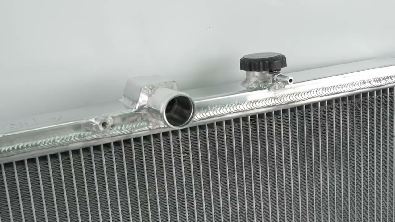 радиатор алюминиевый Toyota Corolla AE110 40мм MT AJS