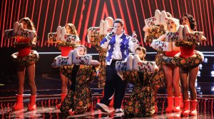 Revoльvers (Алексей Елистратов) - "Валенки" (ВИА Суперстар)