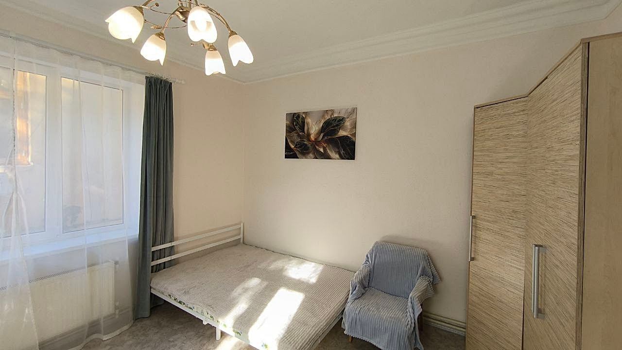 Обзор 2- комнатной квартиры на продажу в Ялте, ул. Таврическая смотреть онлайн