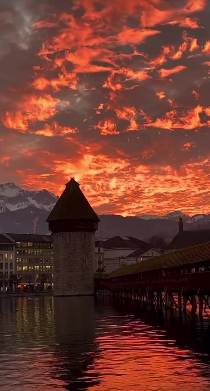 Люцерн - это город, где слились воедино холод и тепло, где природная красота сочетается с строгим... смотреть онлайн