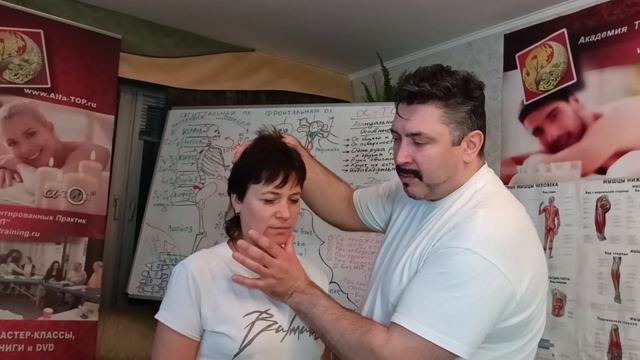 Правка Атланта делается очень просто, а не как в боевиках сворачивают шею! Обучение Костоправству. смотреть онлайн