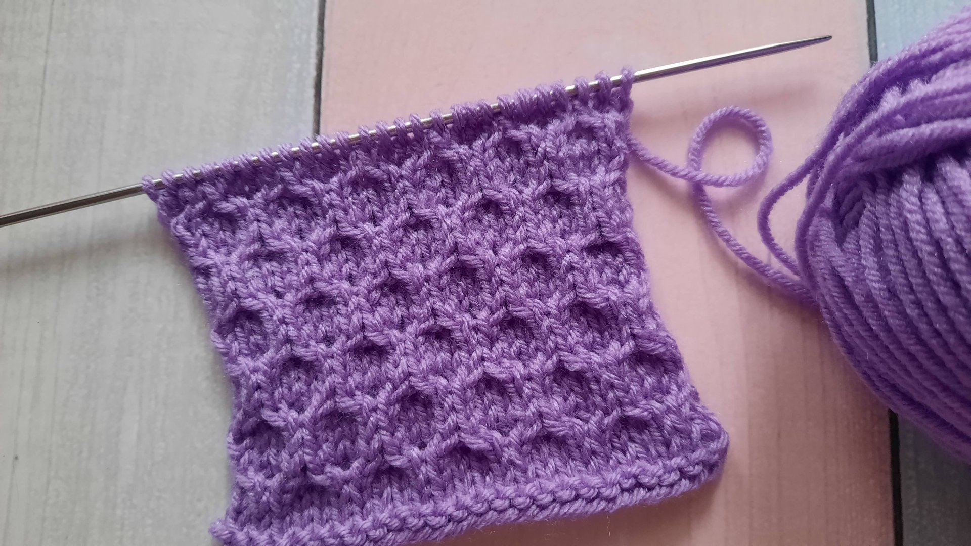 Красиый узор для шапки, капора, снуда.. смотреть онлайн