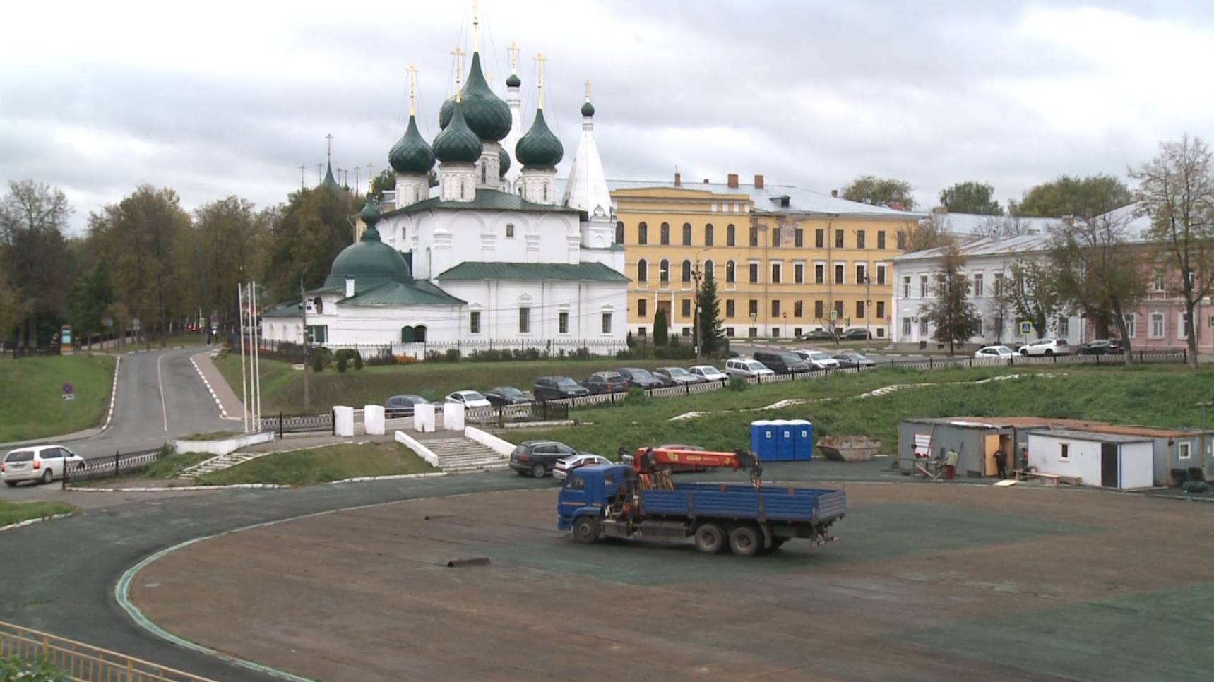 Реконструкция стадиона «Спартаковец» в Ярославле началась смотреть онлайн
