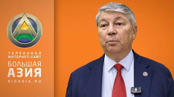 Александр Лебедев: в сотрудничестве с ТПП РФ "Большая Азия" помогает бизнесу развернуться на Восток смотреть онлайн