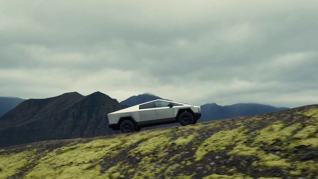 Новый ролик Tesla с кибертраком в главной роли выглядит как кадры из игры Death Stranding