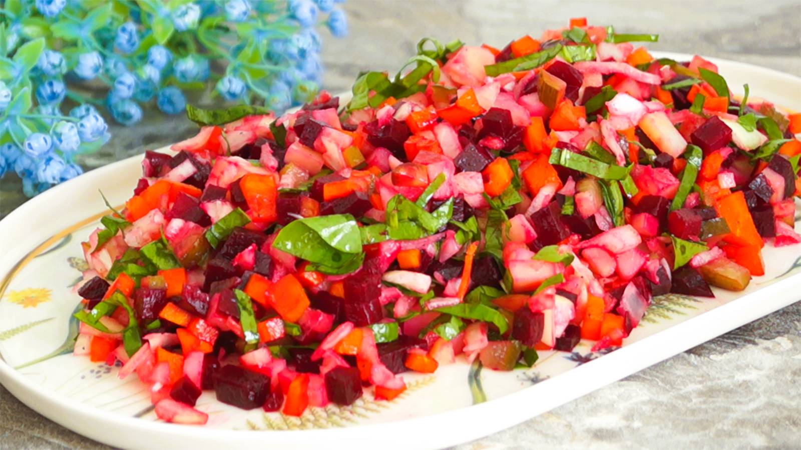 Это самый вкусный винегрет- так сказали мне соседи, когда его попробовали! Есть секретный ингредиент смотреть онлайн