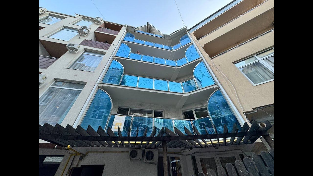 Обзор 5- комнатной квартиры на продажу в Ялте, ул. Отрадная смотреть онлайн