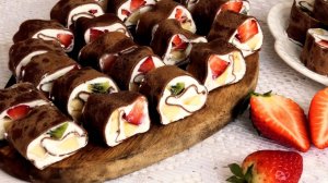 Шоколадные блинные роллы с фруктами: вкусно и просто.