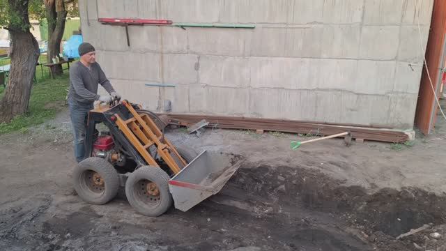 Мини погрузчик в работе смотреть онлайн