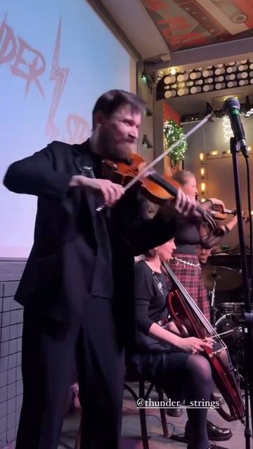 N.E.K.L.A.S.S.I.K.A. 1